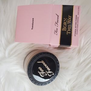 Too faced setting powder